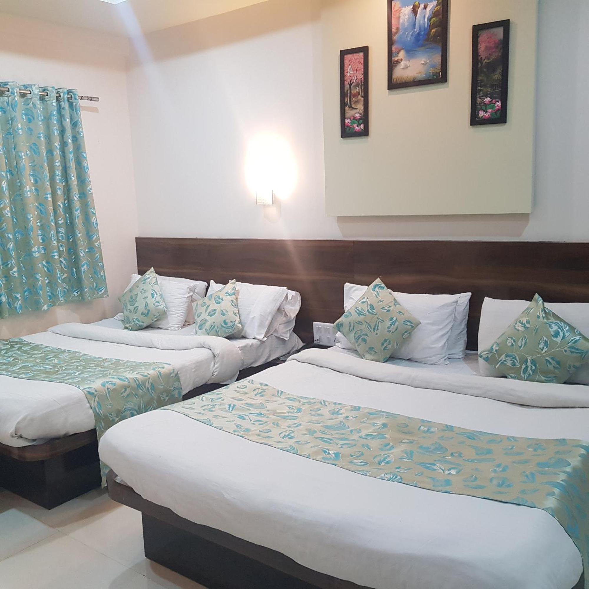 C P Cottage Mahābaleshwar Extérieur photo