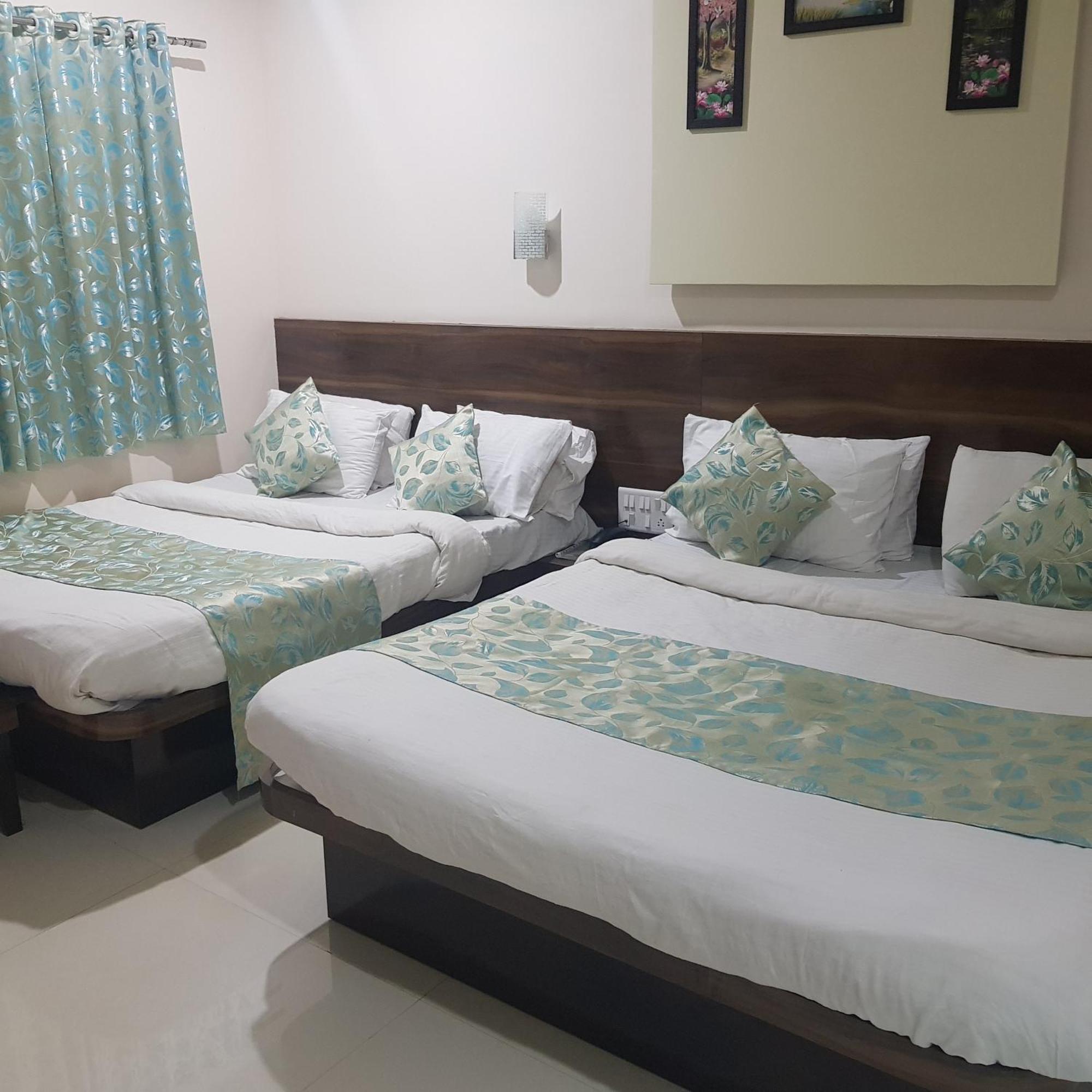 C P Cottage Mahābaleshwar Extérieur photo