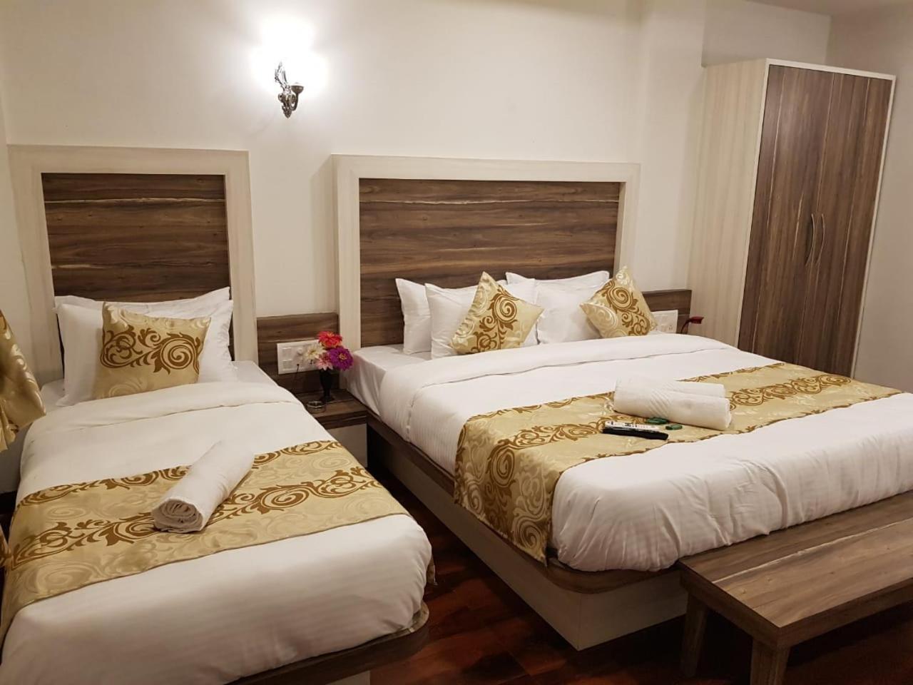 C P Cottage Mahābaleshwar Extérieur photo