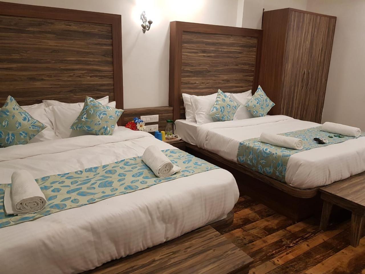 C P Cottage Mahābaleshwar Extérieur photo